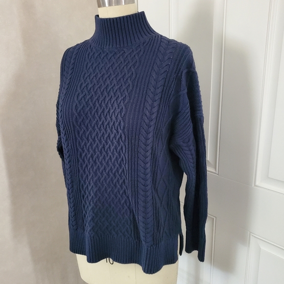 NWT J.CREW Sweater - Picture 2 of 13